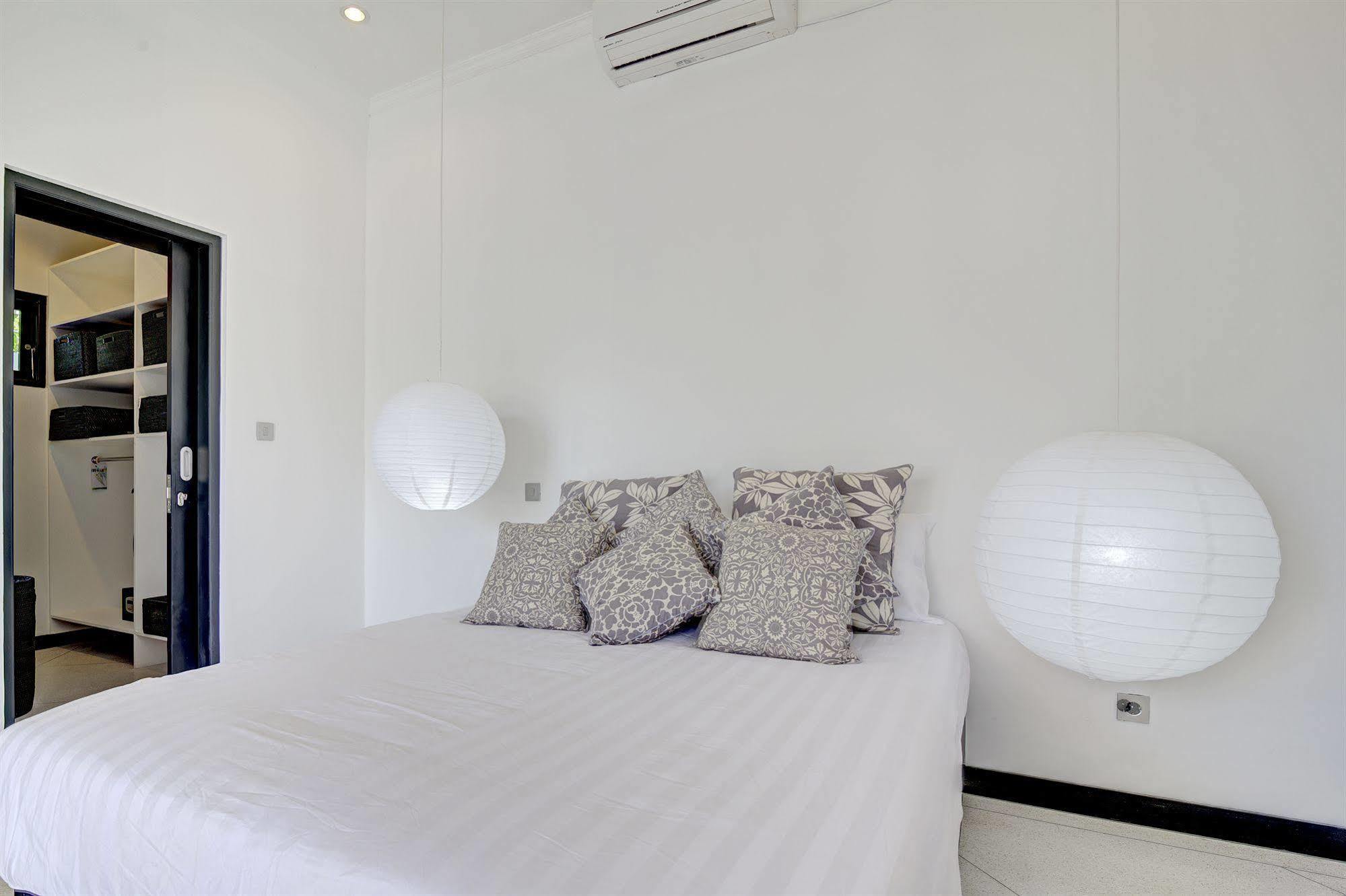 Ema * Seminyak (Bali)
